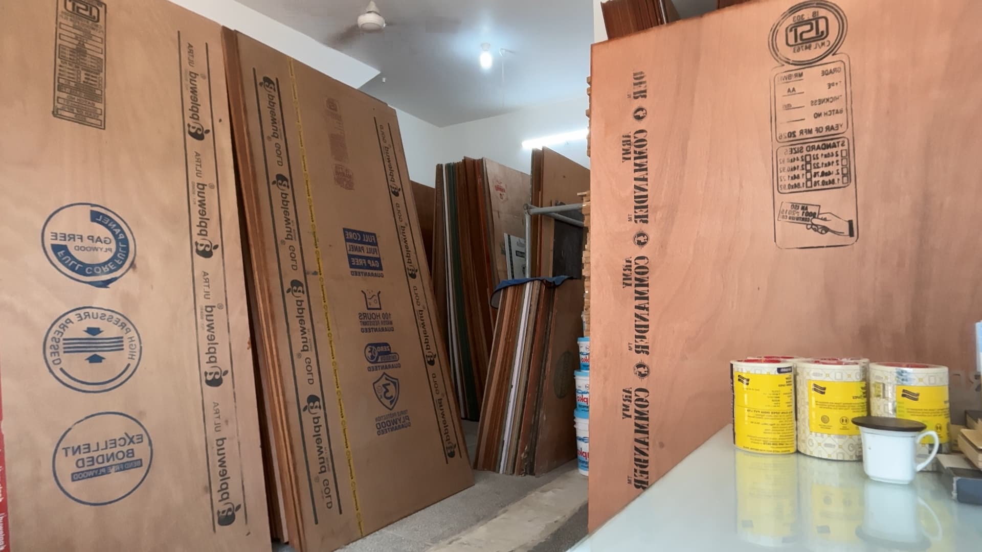 High volume calibrated BWP plywood stocklots stacked inside Karnal distribution warehouse